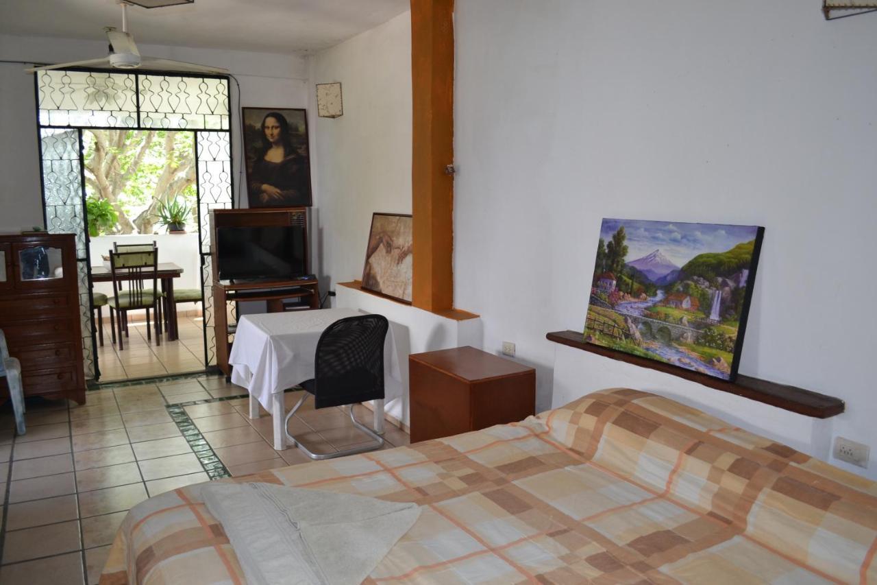 Casa Ana Ruth Hotel Bucerias Exterior photo